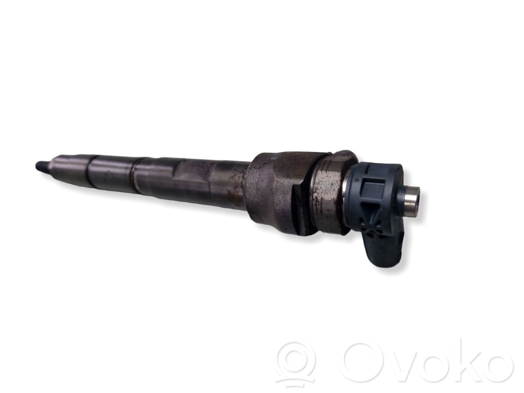 Volkswagen Golf VII Injector combustibil 
