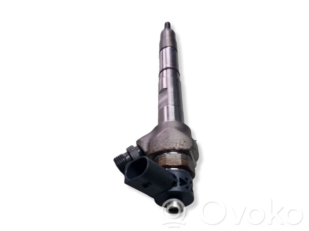Inyector de combustible   04L130277,044516Q45400