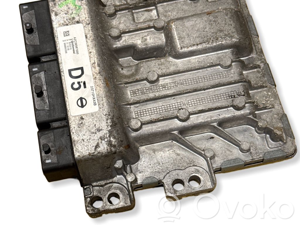 Nissan Qashqai Engine control unit/module 