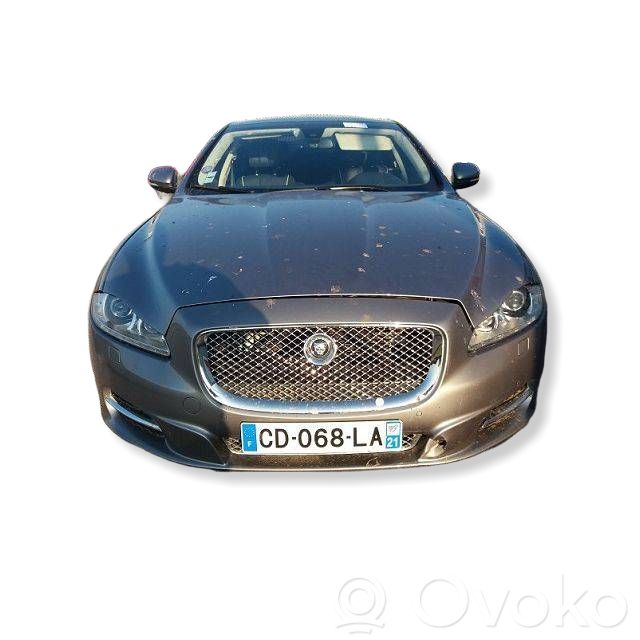 Jaguar XJ X351 Etupuskuri 