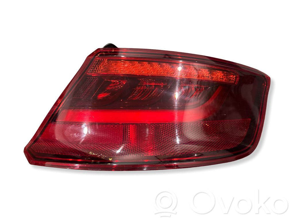 Audi A3 S3 8V Aizmugurējais lukturis virsbūvē 