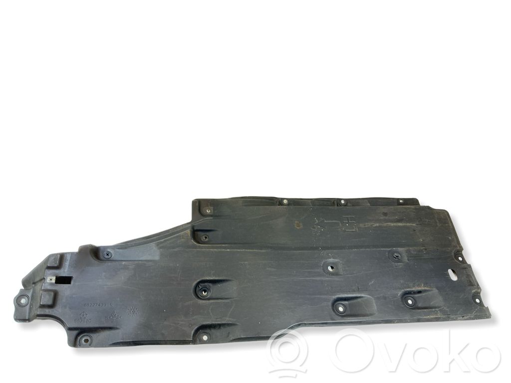 Chrysler Pacifica Center/middle under tray cover 
