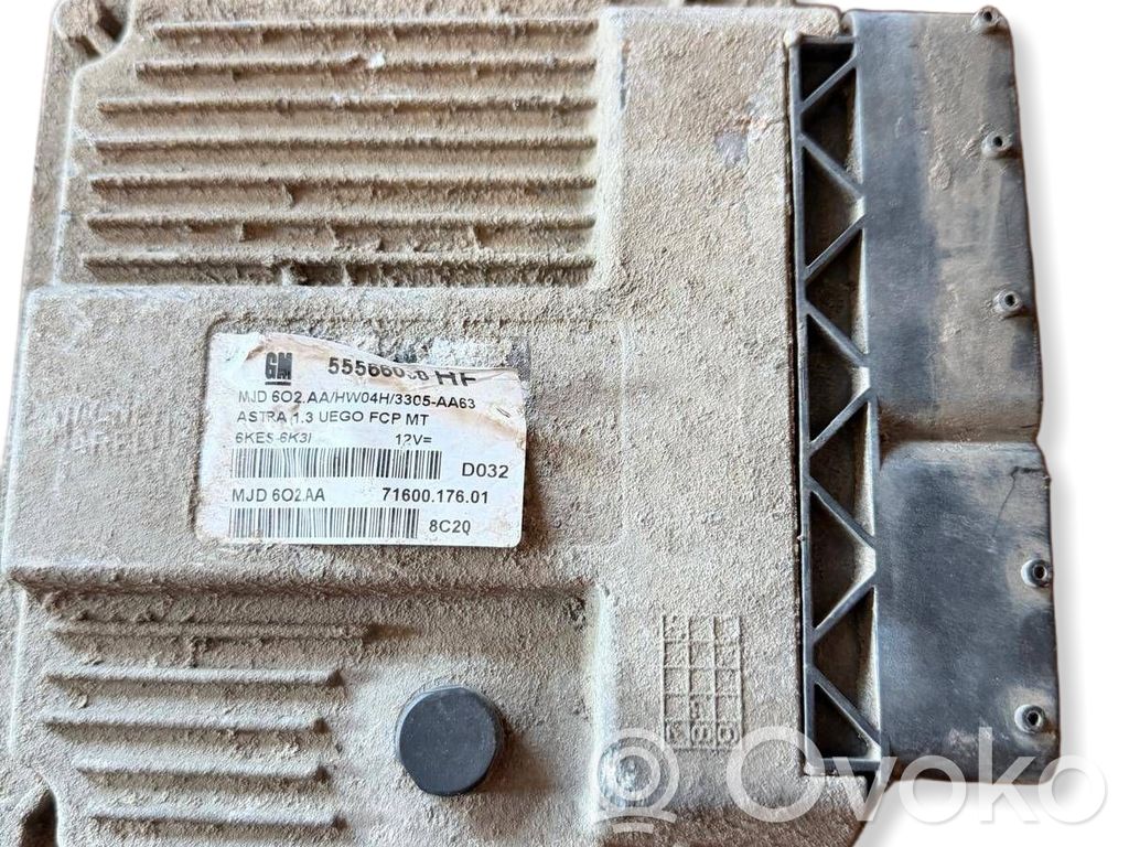 Opel Astra H Engine control unit/module 