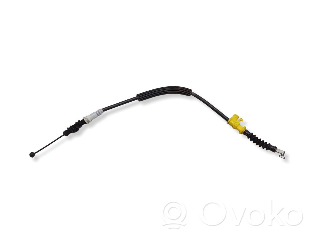 Línea de cable puerta delantera