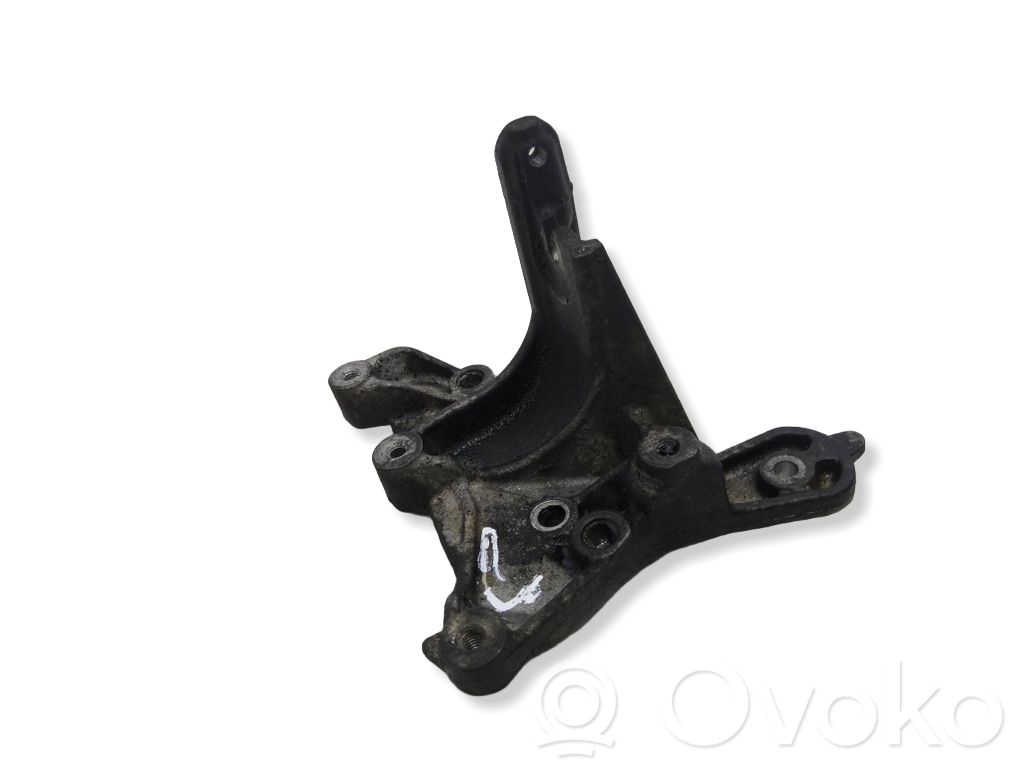 Engine mounting bracket   9656392880