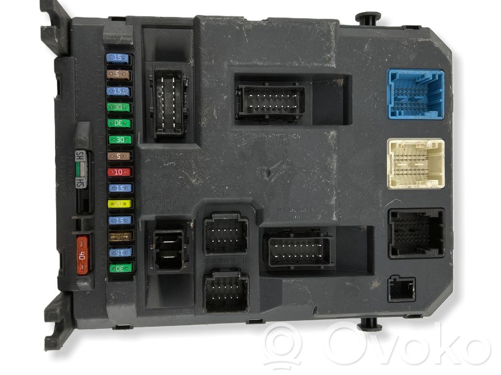 Citroen C4 Grand Picasso Fuse module 