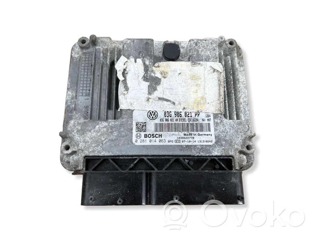 Volkswagen PASSAT B6 Sterownik / Moduł ECU 