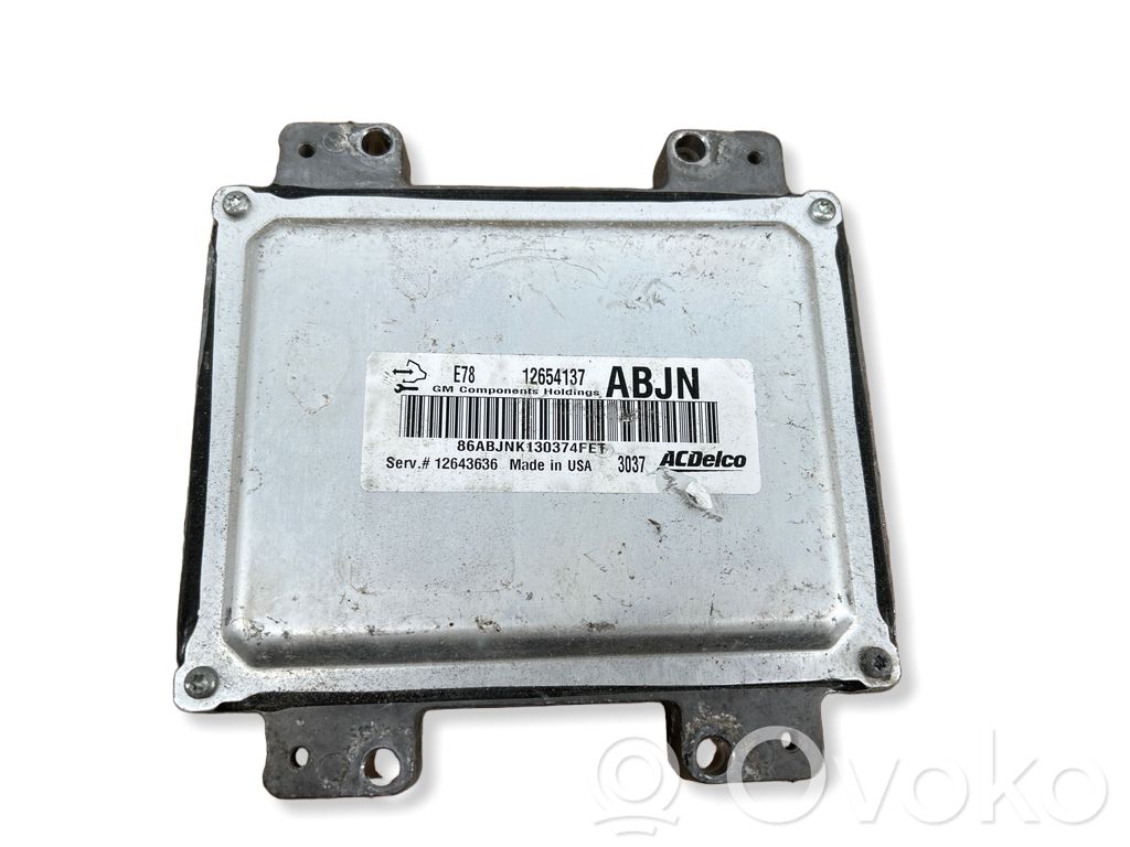 Opel Zafira C Engine control unit/module 