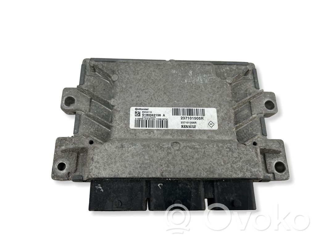 Renault Clio IV Engine control unit/module 