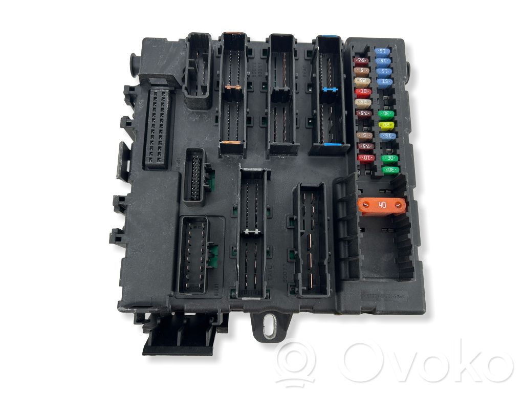 Opel Vectra C Fuse module 