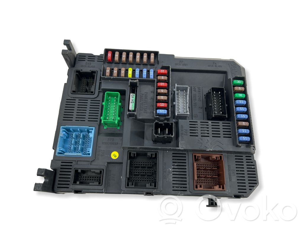 Peugeot 208 I Fuse module 