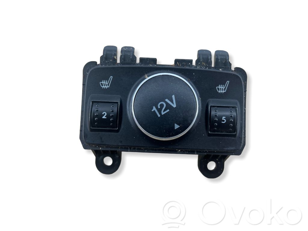 Przełączniki podgrzewania foteli   271617,12V0V14C,CV5T19K314BA