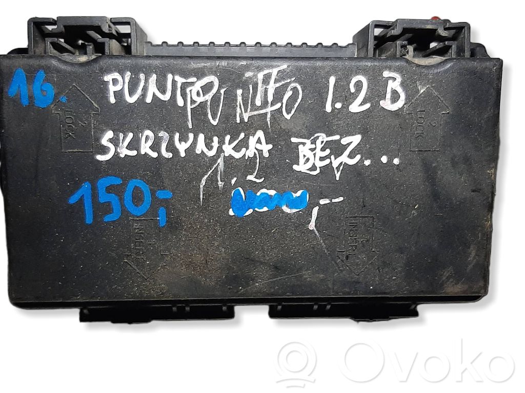 Fiat Punto (199) Skrzynka bezpieczników / Komplet 