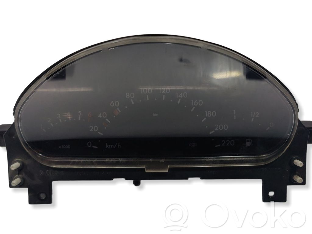 Mercedes-Benz A W168 Vitezometru (grup de instrumente) 