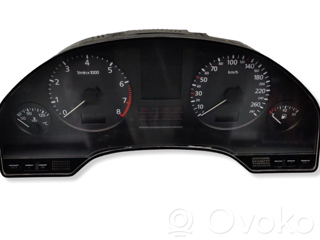 Audi A8 S8 D2 4D Spidometrs (instrumentu panelī) 