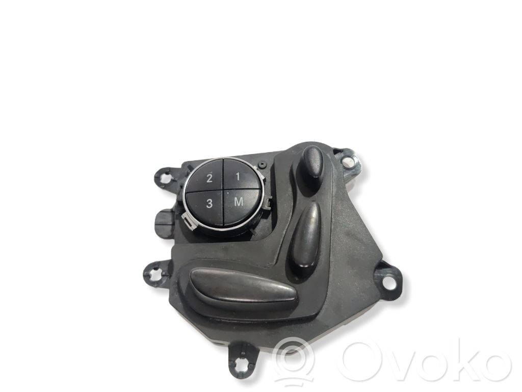 Mercedes-Benz CLS C219 Interruttore di controllo del sedile 