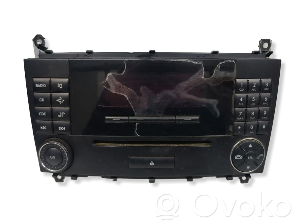 Mercedes-Benz C W203 Panel / Radioodtwarzacz CD/DVD/GPS 