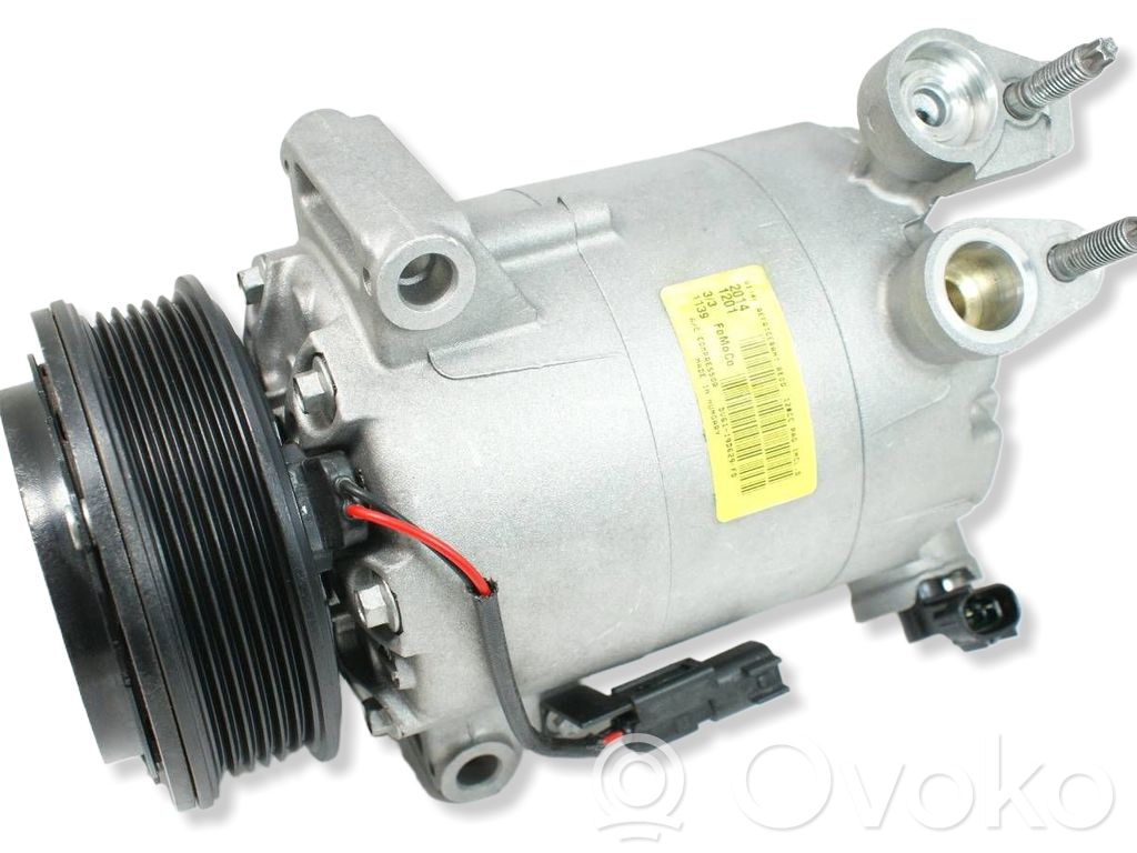Ford Focus Kompresor / Sprężarka klimatyzacji A/C 