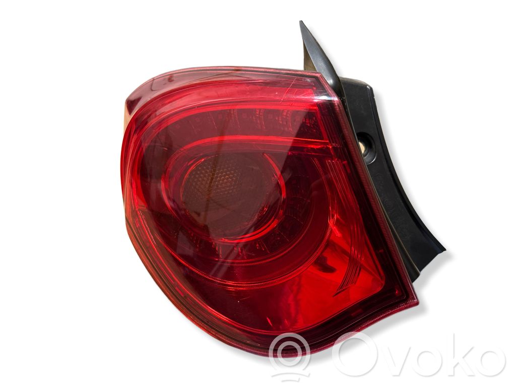 Alfa Romeo Giulietta Luz trasera/de freno 