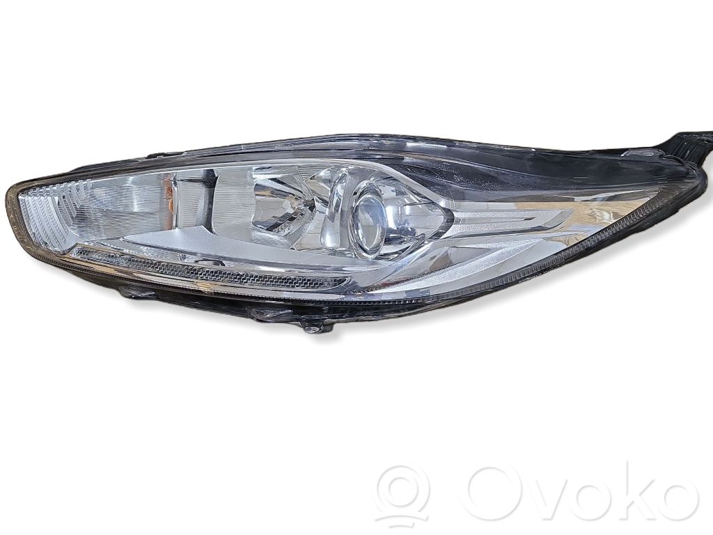 Ford Fiesta Headlight/headlamp 
