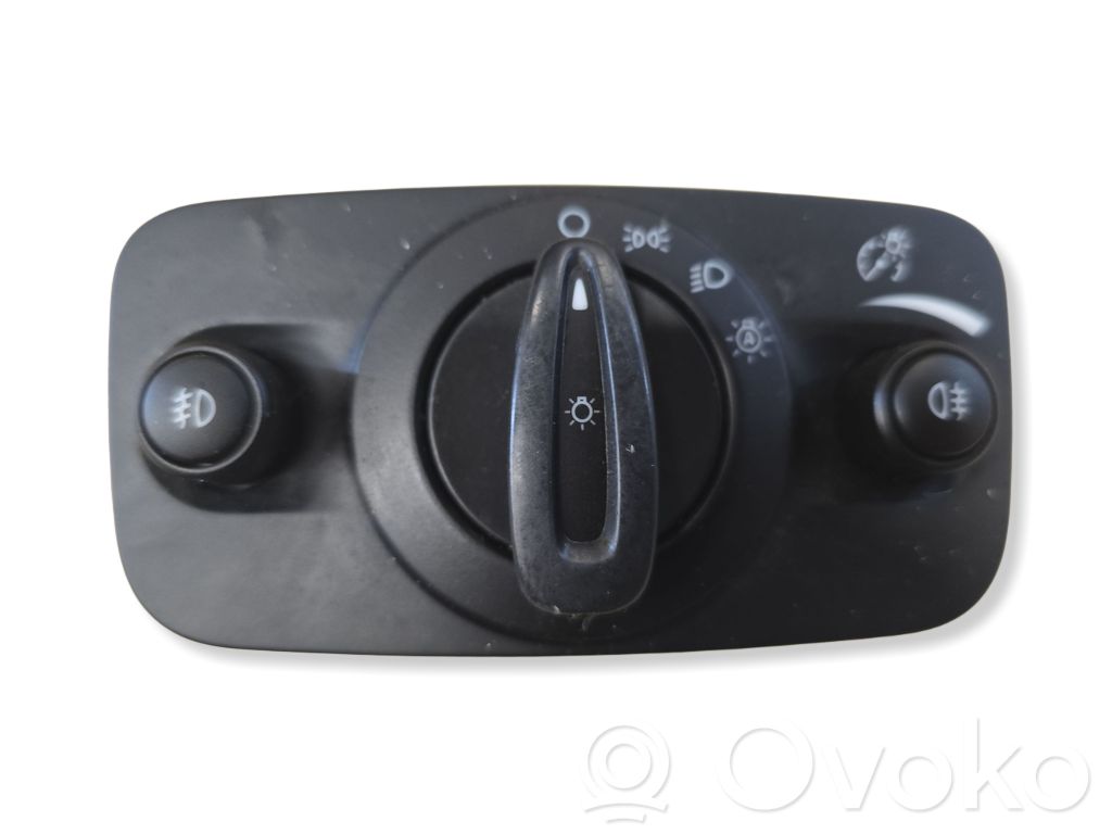 Ford C-MAX II Light switch 