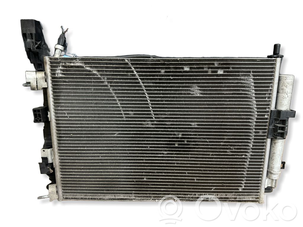 Radiatorių komplektas   CV618C607VB,CV618005VC,F1ET14C361