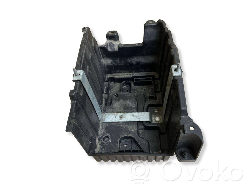 Ford Fiesta Bandeja para la caja de la batería 