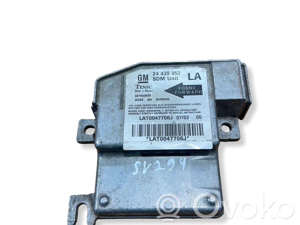 Opel Corsa C Airbag control unit/module 