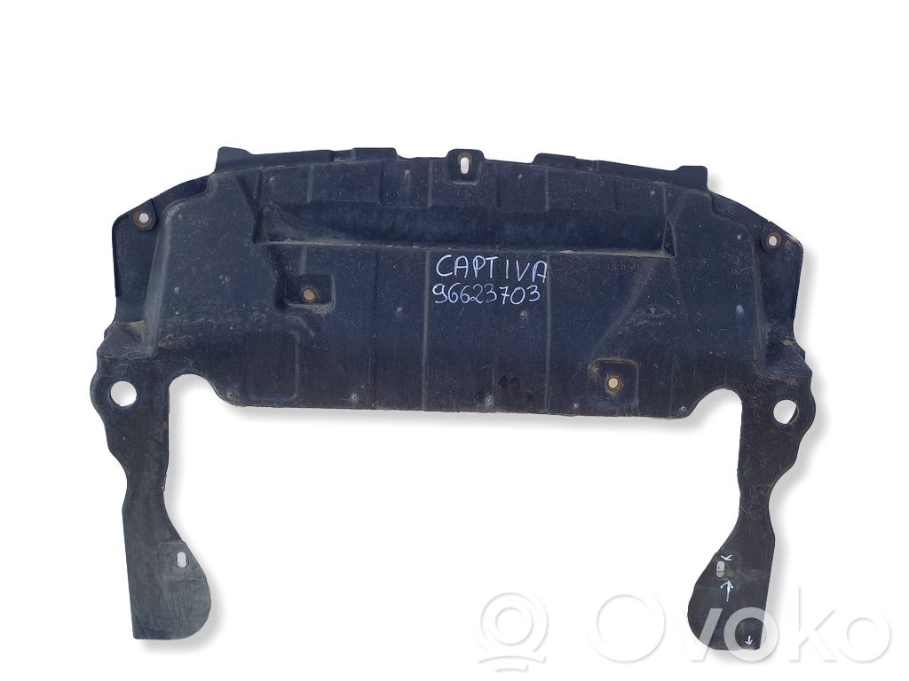 Chevrolet Captiva Placa protectora/plataforma del parachoques delantero 