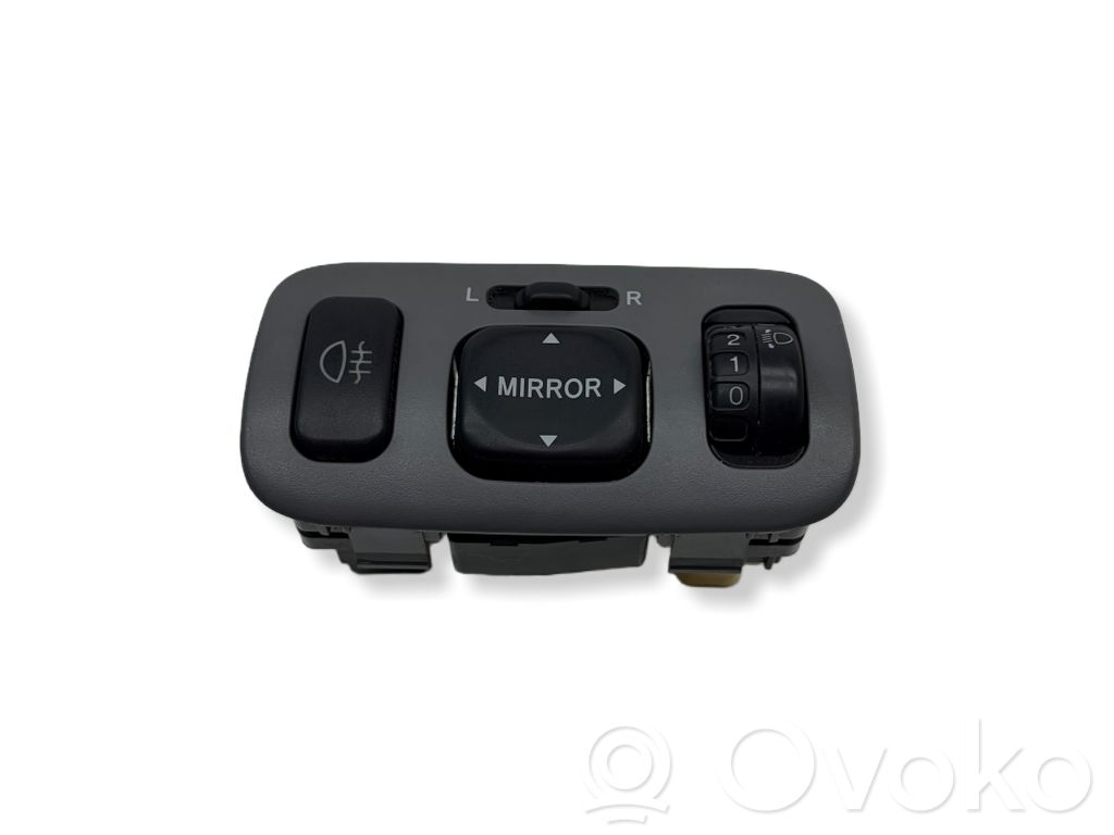 Toyota Yaris Wing mirror switch 