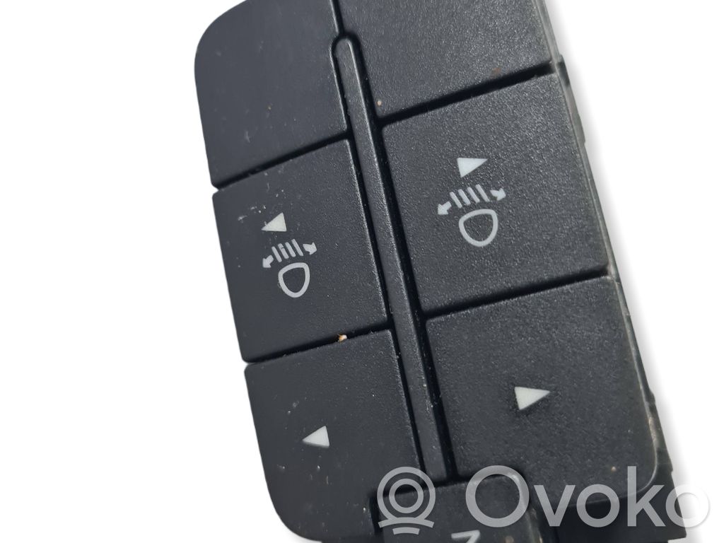 Iveco Daily 4th gen Schalter Leuchtweitenregulierung 