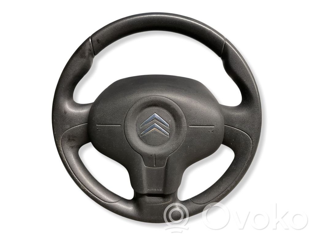 Stūre   96830437,6099296,0265376,96830365ZD