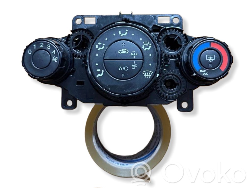 Ford Fiesta Climate control unit 