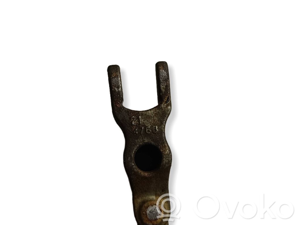 Abrazadera del inyector de combustible   214763