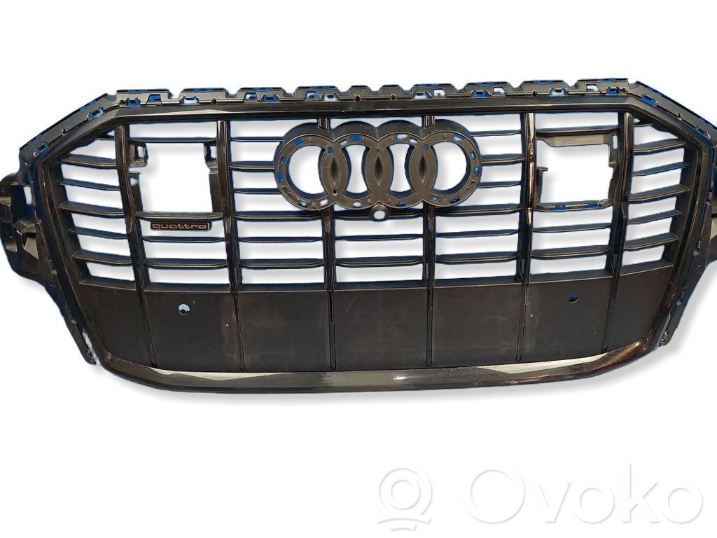 Audi Q7 4M Etusäleikkö 