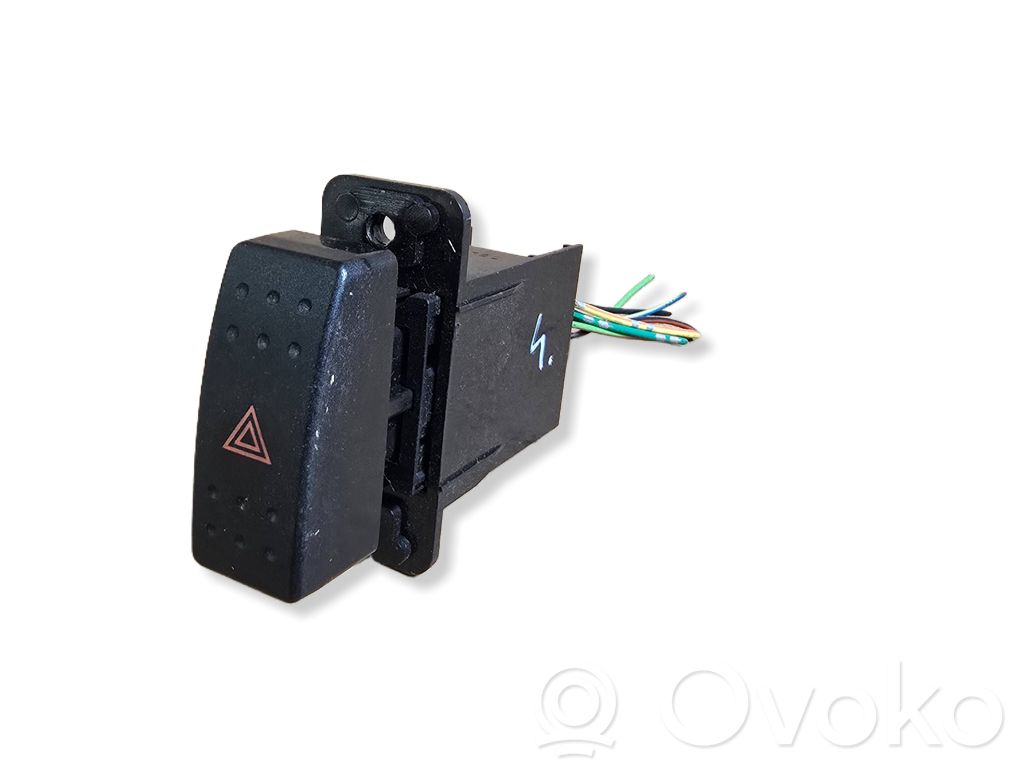 Suzuki Ignis Botón interruptor de luz de peligro 
