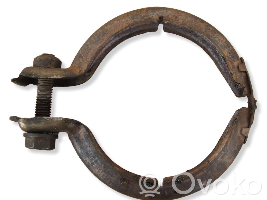Muffler pipe connector clamp   7806991
