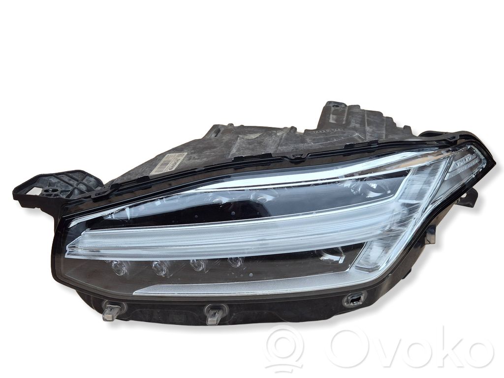 Volvo XC90 Scheinwerfer 