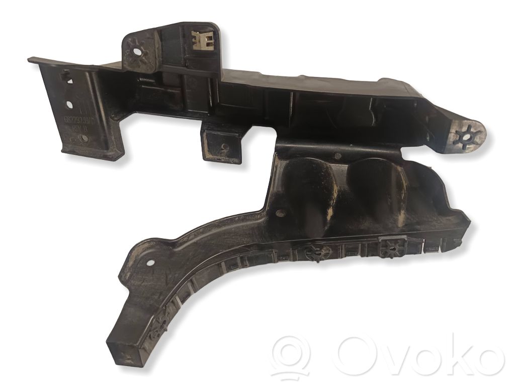 Chrysler Pacifica Rear bumper mounting bracket 