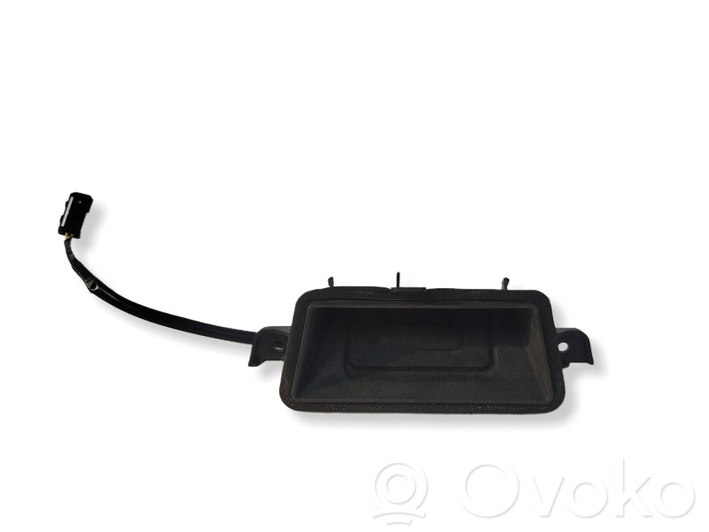 Opel Mokka X Tailgate opening switch 