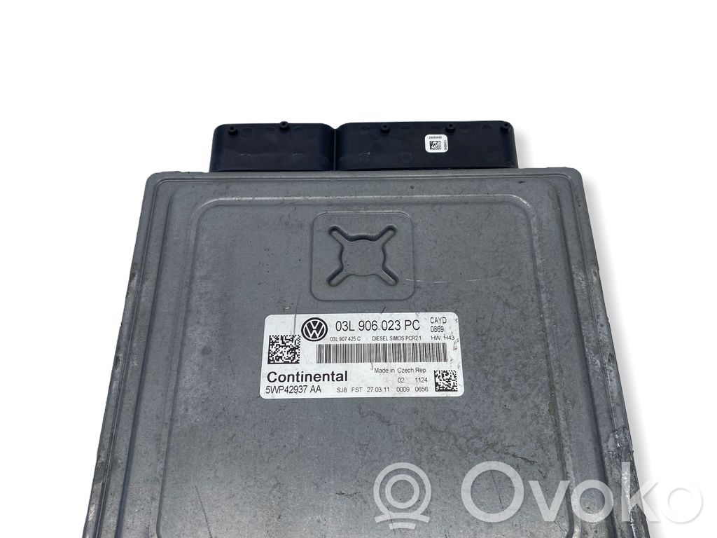 Volkswagen Caddy Engine control unit/module 