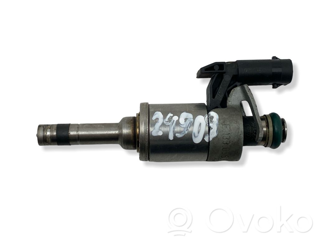 Inyector de combustible   04E133036D