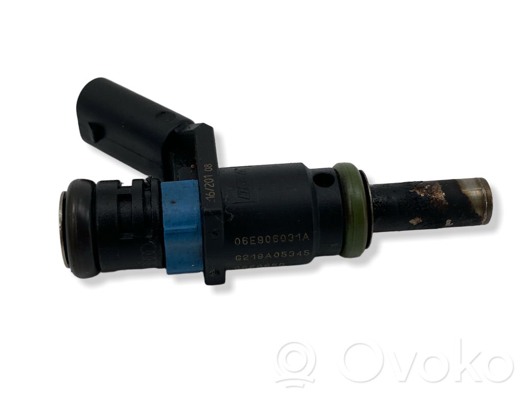 Audi Q7 4M Inyector de combustible 