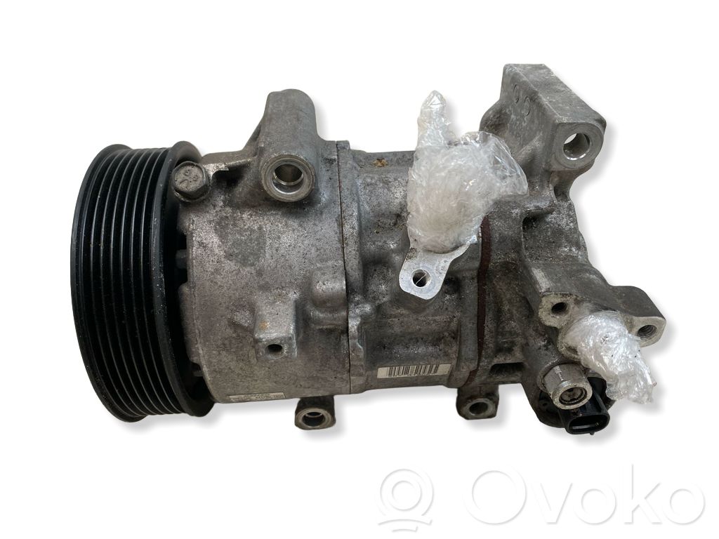 Toyota RAV 4 (XA40) Compressore aria condizionata (A/C) (pompa) 