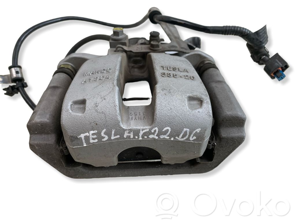 Tesla Model Y Takajarrusatula 