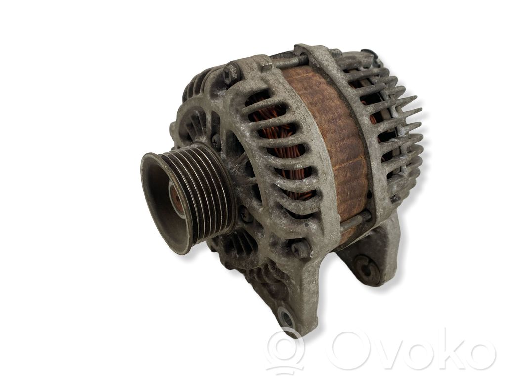 Nissan Juke I F15 Generator/alternator 