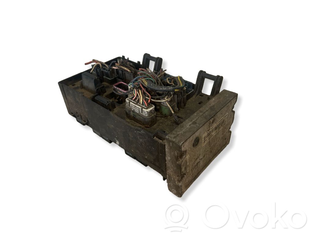 Chrysler Voyager Fuse module 