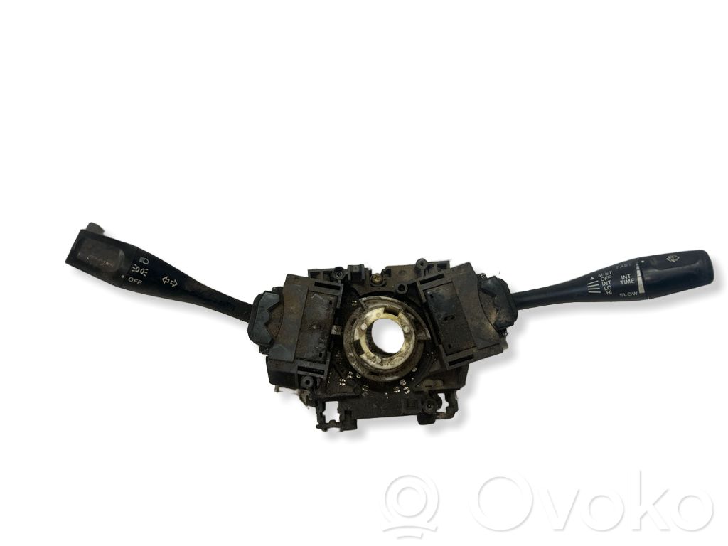 Dodge Stratus Rokturu komplekts 