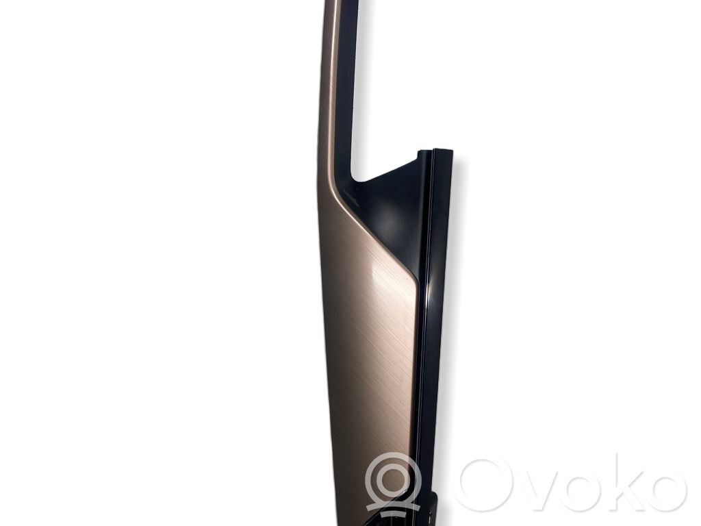 Panel trim   655858418
