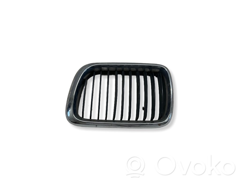 BMW 3 E36 Front grill 